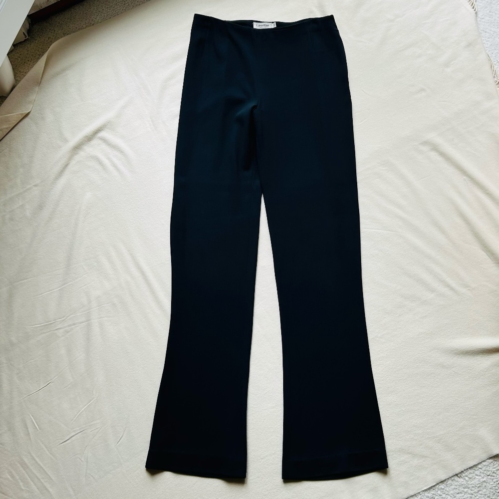 Calvin Klein Collection wool crepe pant. Vintage '90s. Gunmetal gray. Size 6.